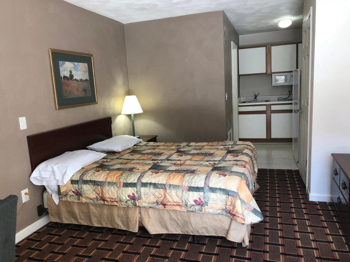 Affordable Suites Burlington Buitenkant foto