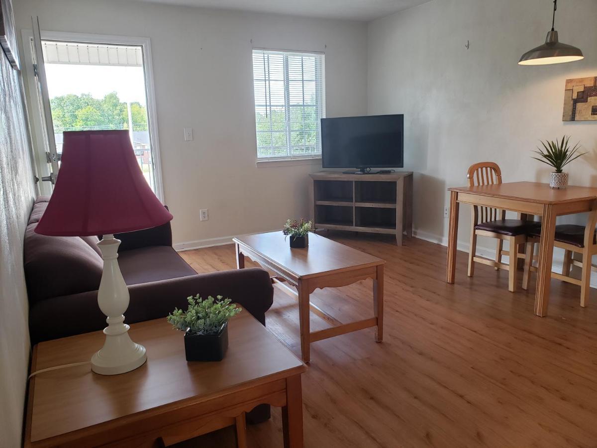 Affordable Suites Burlington Buitenkant foto