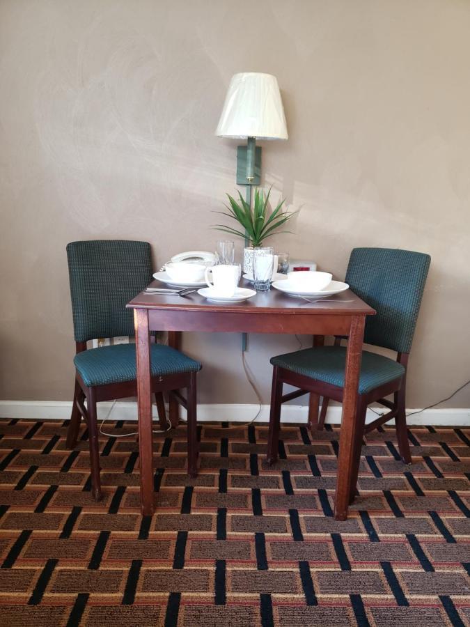 Affordable Suites Burlington Buitenkant foto