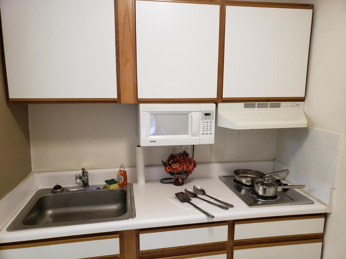 Affordable Suites Burlington Buitenkant foto